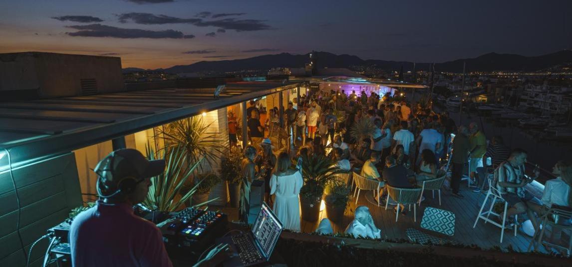 Sol 8-Studio In The Beach & Downton Empuriabrava Luaran gambar